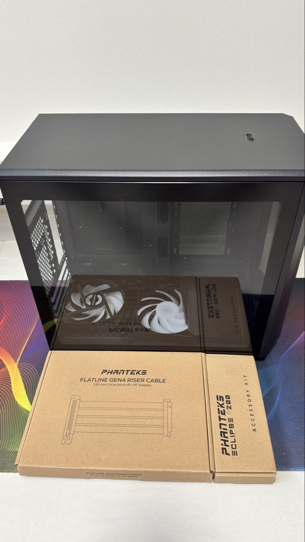 Phanteks Eclipse P200A PC Case with Accessories450959487544872960
