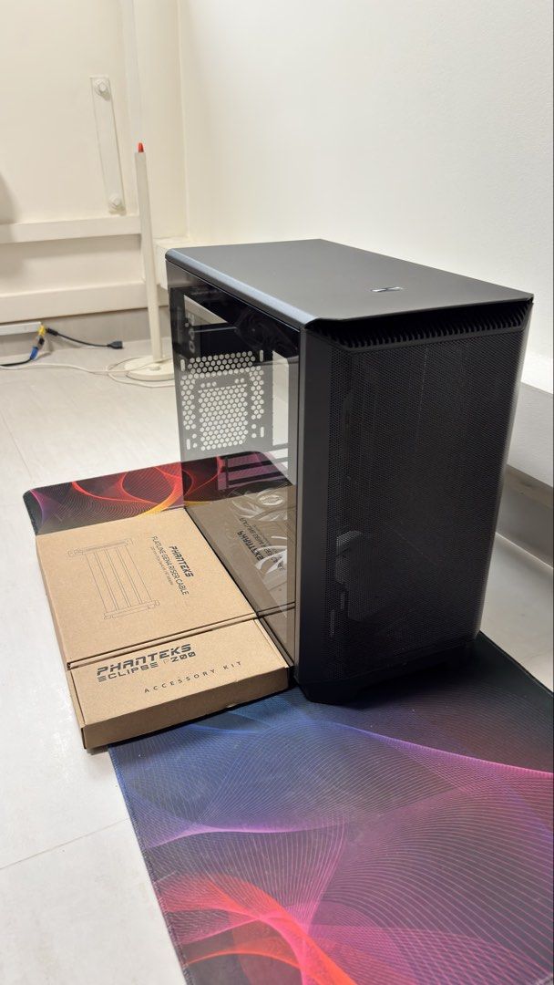 Phanteks Eclipse P200A PC Case with Accessories450959487544872961