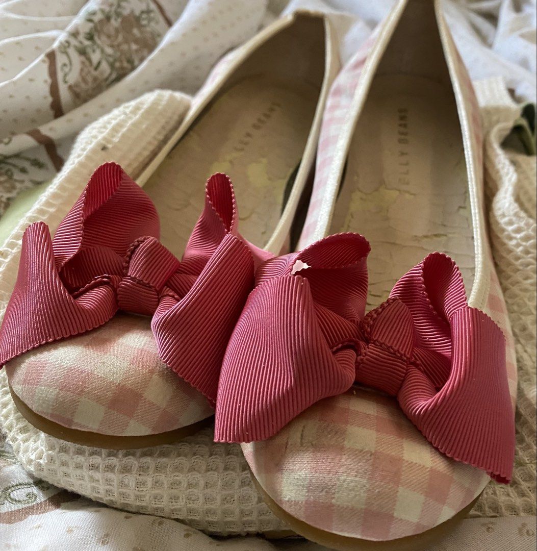 Pink Gingham Shoes (Category: Flats & Sandals) located in Manila. Submitted by wonchu1 (Listing ID 1437061747, Image 1). Description: for sale ribbon pink gingham doll shoes - 300 pesos Size 37 Rfs: need funds *cracking inside and sole but still very useable and not too noticeable. Matibay siya just have cracks, ribbons are still intact. *only need cleaning, due to storage..