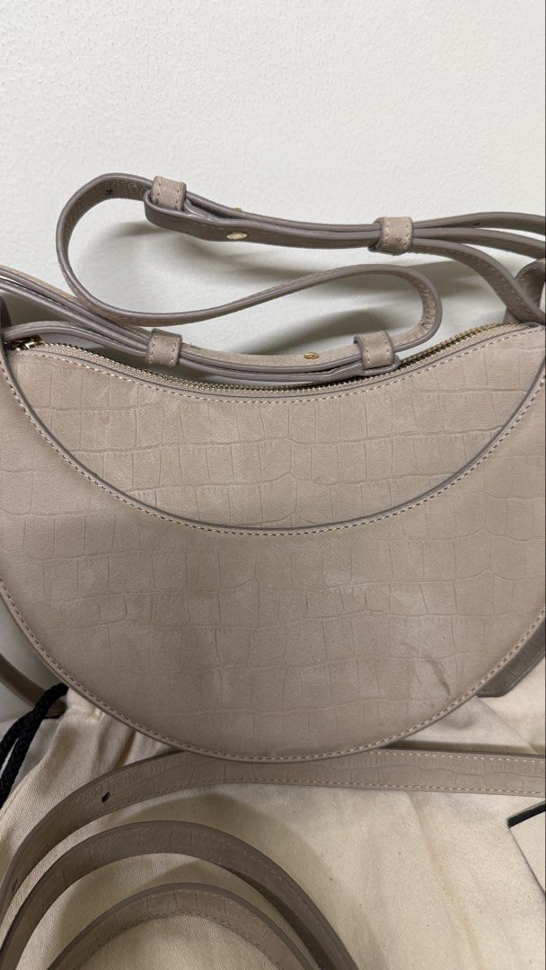 Polène Numéro Dix (Category: Luxury Bags & Wallets) located in Malolos. Submitted by bdrms08 (Listing ID 1437200067, Image 3). Description: Polene Numero Uno Dix EDITION CROCODILE NUBUCK TAUPE Complete inclusions except box DM for the price.