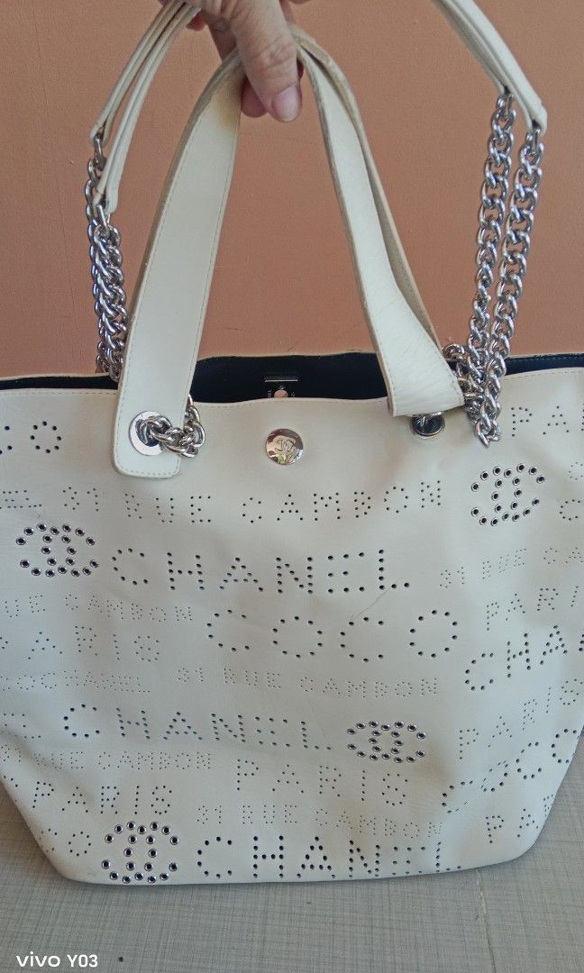 Preloved chanel limited edition 2way bag (Category: Shoulder Bags) located in Cabuyao City. Submitted by selections888 (Listing ID 1437076433, Image 2). Description: preloved from Japan supplier med-large size color white made in Italy with hologram sticker /code unique and elegant design way bag expect signs of use as preloved still good for daily use.