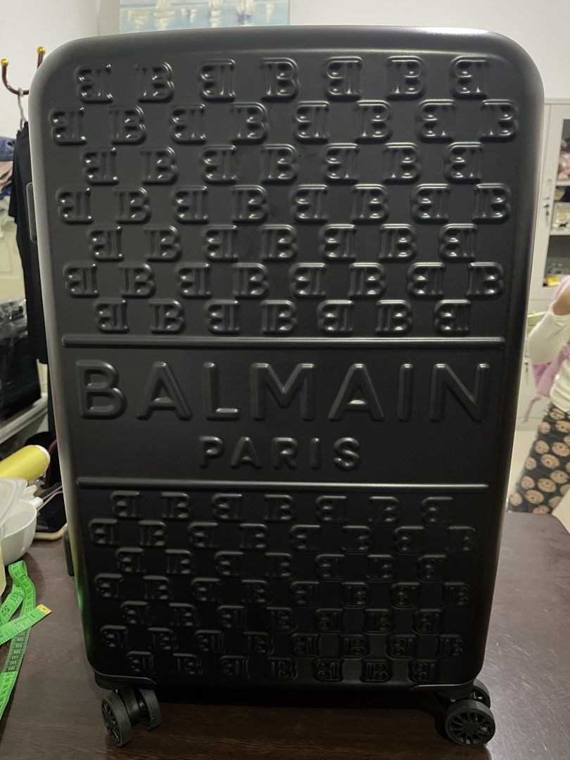 Preorder Balmain Luggage Medium Expandable (Category: Luxury Bags & Wallets) located in Puerto Princesa. Submitted by eds.raps (Listing ID 1437180499, Image 1). Description: Onhand Open for Layaway +Shipping fee from Puerto Princesa City Palawan Also available hand carry size (1 pc) Bundle price if taken both small & medium .