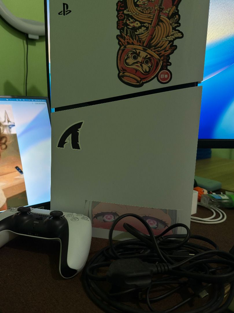 PS5 Slim 1TB (Category: PlayStation) located in Vigan. Submitted by jamasunda1337 (Listing ID 1437097867, Image 2). Description: - Complete with box and all the original stuff nung na-unbox (except sa mga plastic na lagayan :D) - Sobrang kinis pa. Nagamit lang sa Monster Hunter Wilds (digital copy lang to) - Sold as a bundle only with the games. - Extra DS5 controller * Can be jailbroken * (search niyo na lang pano and what is the benefits/limita
