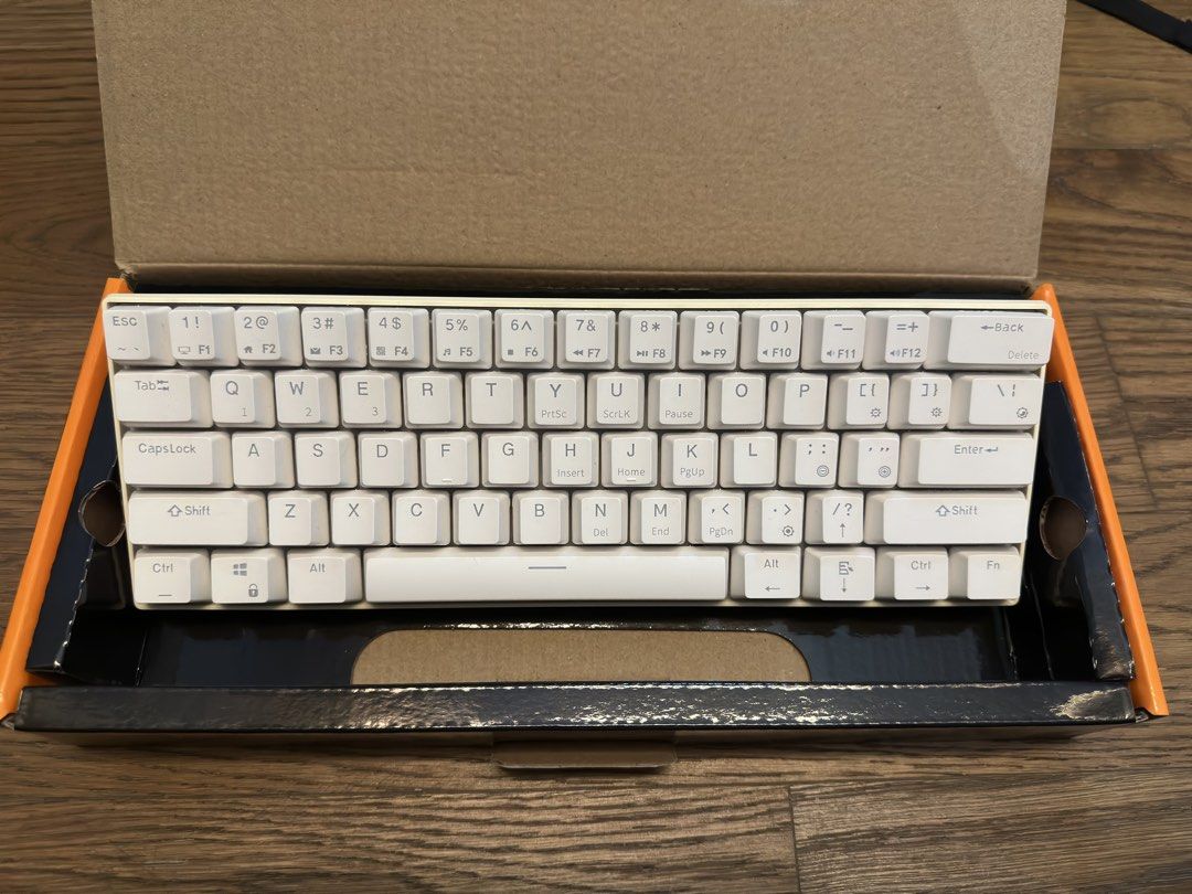 Royal Kludge RK61 Mechanical Keyboard - White450018817071523840