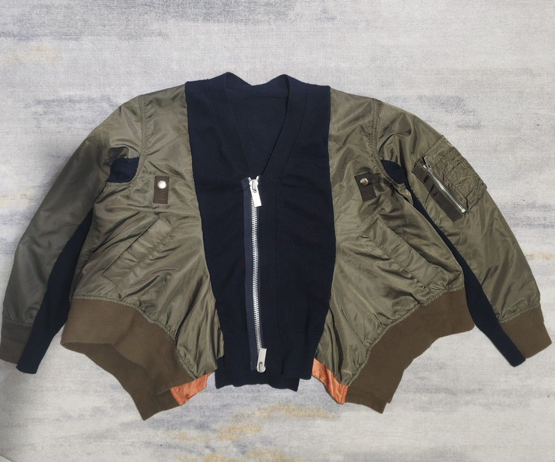 SACAI KNITTED PANEL BOMBER JACKET (Category: Luxury Apparel) located in Baguio. Submitted by igorotak.111.taraki.com (Listing ID 1437070643, Image 1). Description: FS SACAI KNITTED PANEL BOMBER JACKET V.GOOD CONDI NO ISSUES GANDA NITO ♥️ L-19 W-21 CAN FIT M-L CAN DO.