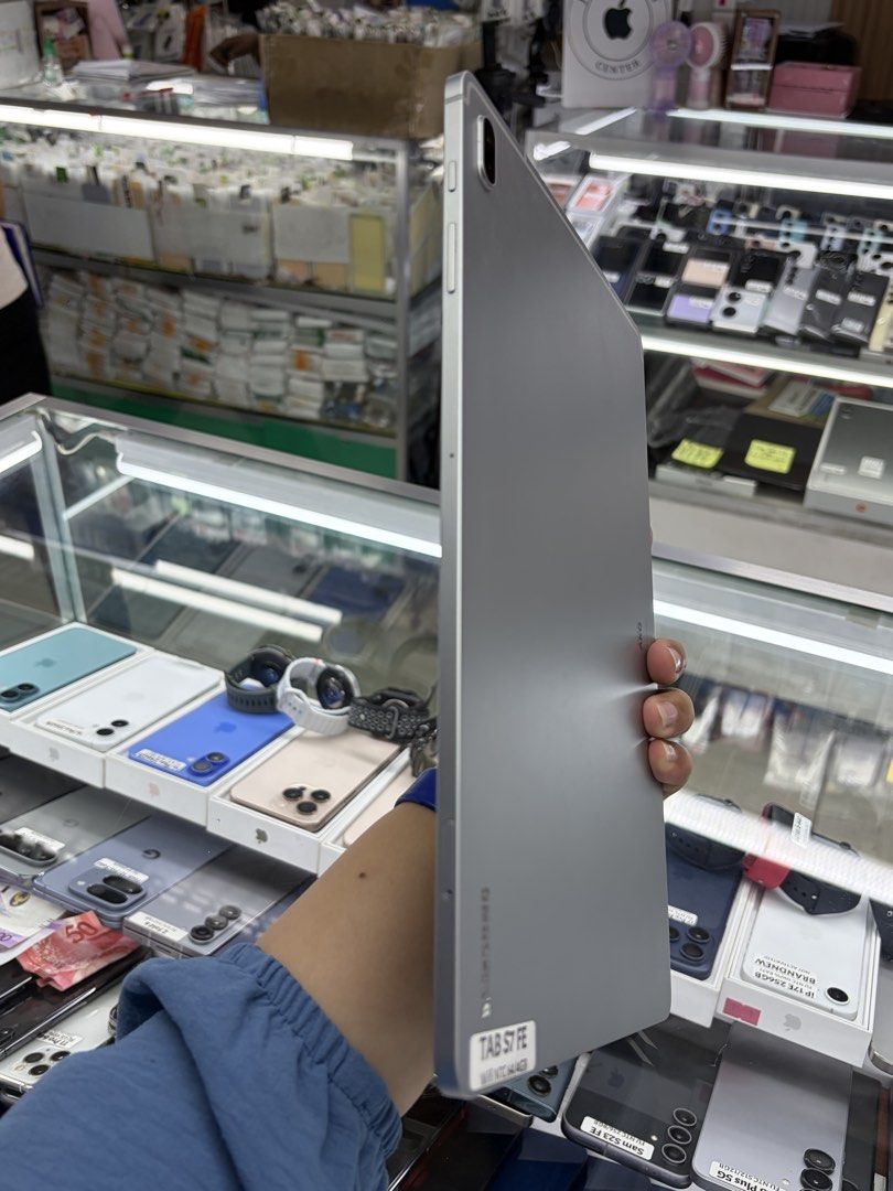 Samsung Tab S7 FE 64gb Wifi No issue (Category: Android) located in San Juan City. Submitted by javedsgadgetshop (Listing ID 1437172396, Image 3). Description: INSTALLMENT OPTIONS : SPAY LATER / GGIVES / CREDIT CARD! WE BUY AND SELL SO PWEDE MAGBINTA OR SWAP ! Quick Specs : 13,500 💵 Samsung Tab S7 FE •64gb •NTC Variant •Good batt health •Wifi Only •95% Smoothness •No hidden issue | No Repaired •100% Authentic | Not Refurbished •w/ OEM Charger & 
