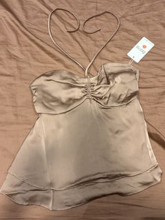(Category: ) located in . Submitted by aesthetic_outfitzzz (Listing ID 1437146396, Image 1). Description: .