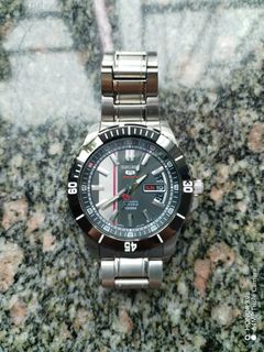 （分類：）位於 。 由 happwatch 提交（商品編號 1437077731，圖片 1）。簡介： 。