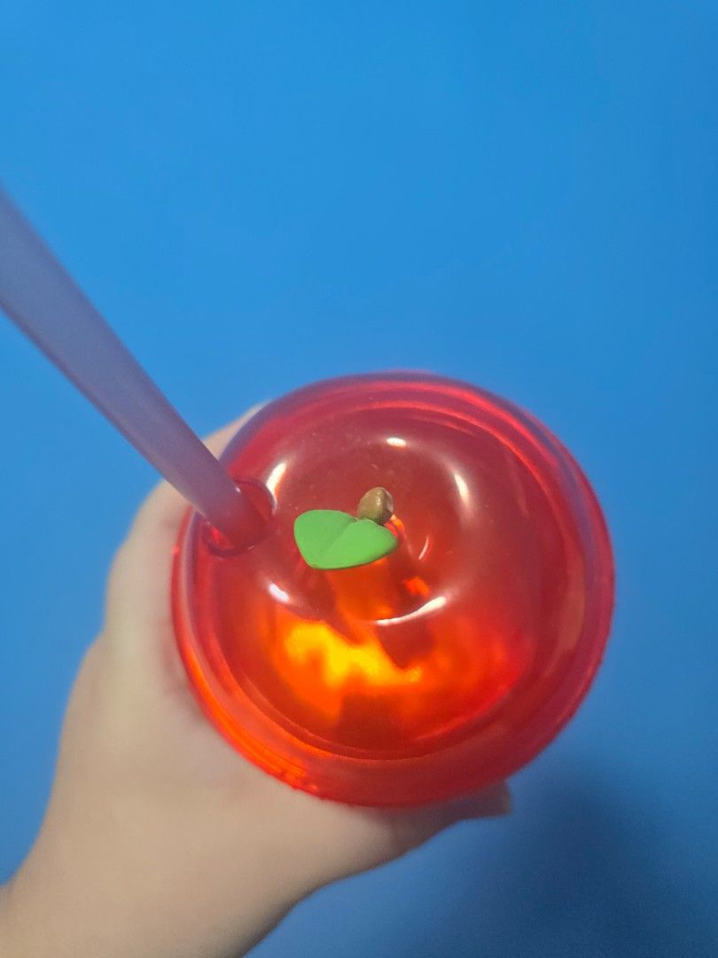 Snow White Tumbler450578396271104001