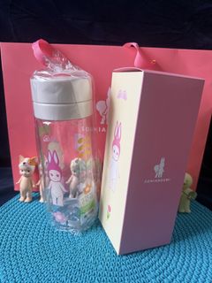 （分類：）位於 。 由 imnotcuteanymore_e 提交（商品編號 1437038072，圖片 1）。簡介： 。