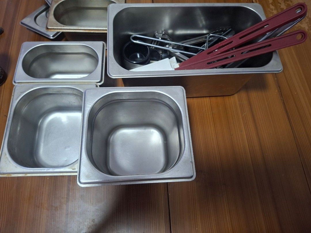 Stainless Steel Kitchen Pans and Racks450095719561963522