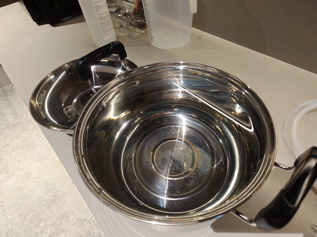 Stainless Steel Pot with Lid450307229043271681