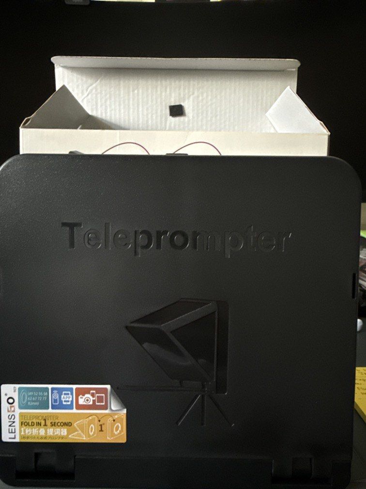 Teleprompter450040214376960002
