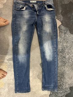 (Category: ) located in . Submitted by alpin9 (Listing ID 1437176281, Image 1). Description: .