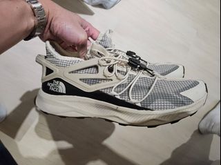 （分類：）位於 。 由 snkzstore 提交（商品編號 1437083747，圖片 1）。簡介： 。