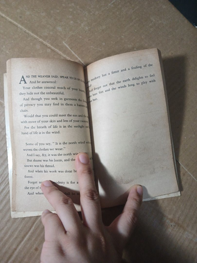The Prophet by Khalil Gibran (Category: Storybooks) located in Malabon City. Submitted by psymajor (Listing ID 1437152337, Image 3). Description: Book in good condition. Some yellowing present due to humidity. Bought secondhand and already had markings / stains. Check out my other listings for books that might be of your interest. Send me a direct message for inquiries / reservations / orders! Payment: via Gcash, Paymaya, online bank transfer (BP