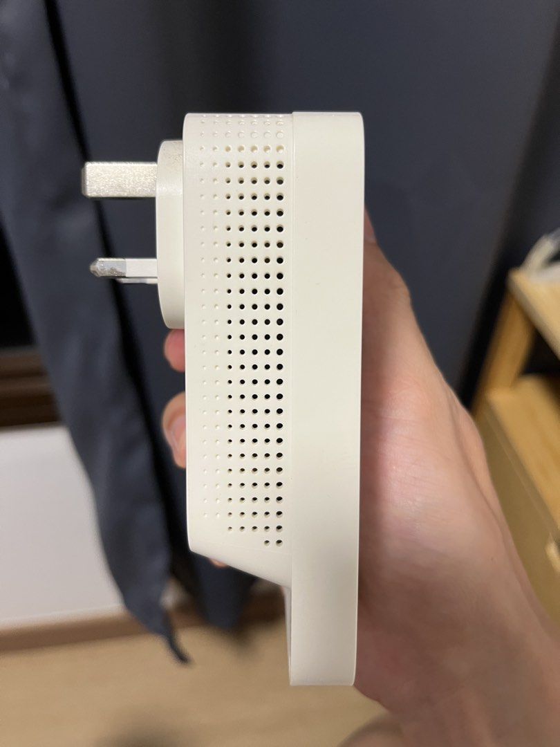 TP-Link  WiFi Range Extender RE300450490508048476163
