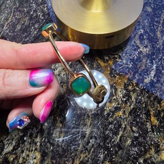 (Category: ) located in . Submitted by mlcy79 (Listing ID 1437132456, Image 1). Description: .