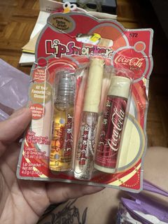 (Category: ) located in . Submitted by birdbirdflyaway (Listing ID 1437180559, Image 1). Description: .
