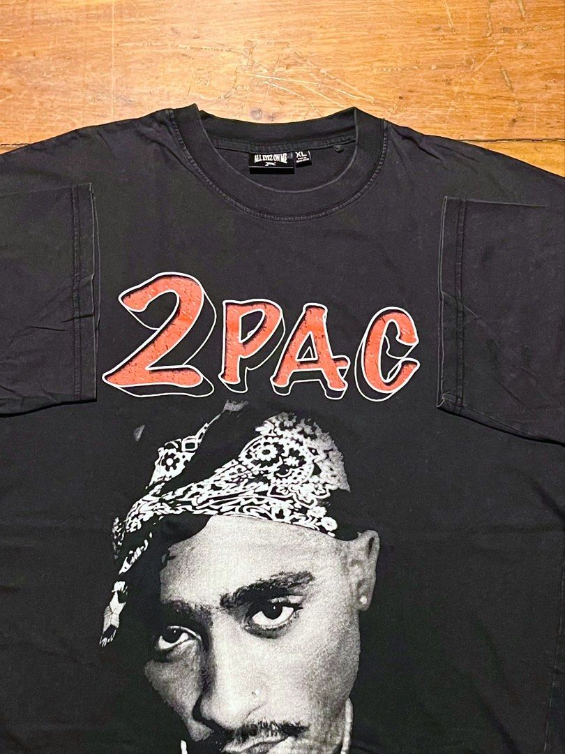 Vintage Style Tupac 2Pac Rap Shirt Tee (Category: Tshirts & Polo Shirts ) located in Muntinlupa City. Submitted by ThriftTrap (Listing ID 1437187218, Image 1). Description: Solid 2 Pac Tee 🔥 XL - 24x31.