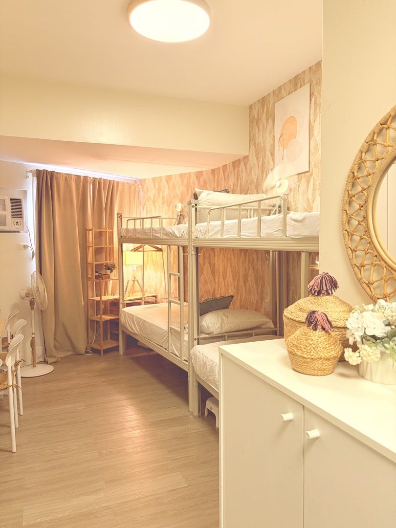 Vista Recto for 4pax (Category: Apartments & Condos) located in Manila. Submitted by tilliesy (Listing ID 1437021402, Image 1). Description: 📚 VISTA RECTO – STUDIO UNIT FOR 4 PAX 📍 Recto Ave. | Walking distance to FEU • UE • San Sebastian & major review centers Looking for a safe, convenient, and move-in ready place for students or board exam reviewees? This fully furnished studio unit is ideal for 4 pax, located just minutes away by foot from 