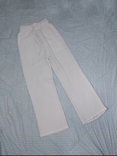 (Category: ) located in . Submitted by calaa.urs (Listing ID 1437113767, Image 1). Description: .