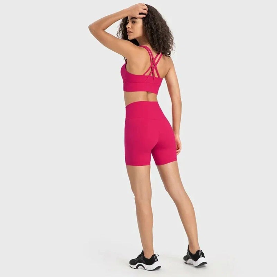 WORKOUT SET (Category: Activewear) located in Paranaque City. Submitted by sofiaflrs (Listing ID 1437166183, Image 2). Description: — Size: S — Brand: Air Active (Orange App) — Color: Pink — Condition: Used (4X) — Original Price: ₱900 — RFS: Cute and I'd keep, but I have too many Activewear na 😅 Notes: 1. All are in good condition, unless stated otherwise. 2. I can send more pictures via personal message. For clothing pieces, I can send "when-wo