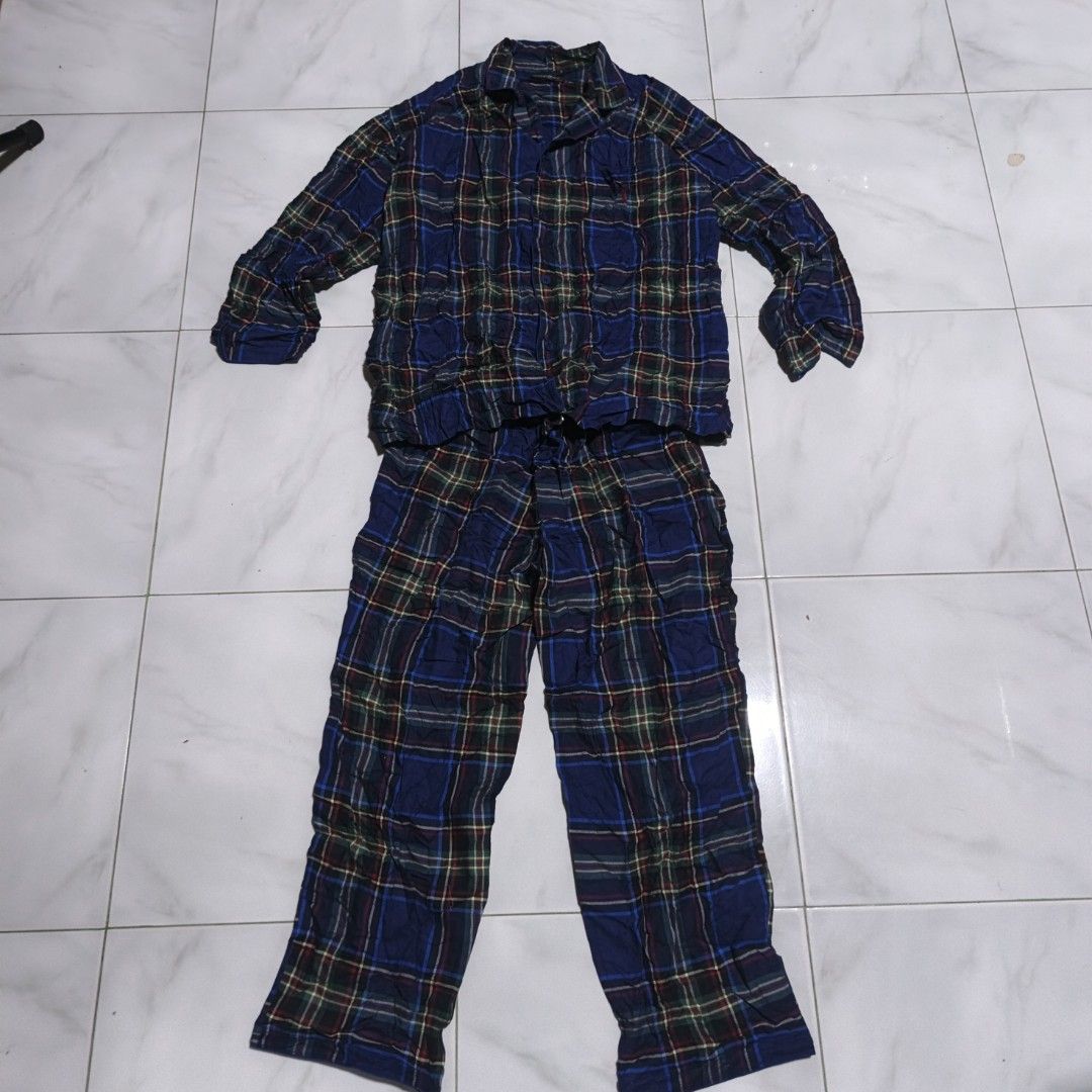 Yves Saint Laurent Plaid Pajama Set (Category: Sleep and Loungewear) located in Manila. Submitted by preciousma24494 (Listing ID 1437136476, Image 1). Description: YSL PAJAMA SET FOR MEN🔥 📍Like new 📍No issues 📍Authentic YSL 📍size:M-L Mine:500.