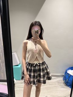 (Category: ) located in . Submitted by sc.closet (Listing ID 1437168723, Image 1). Description: .