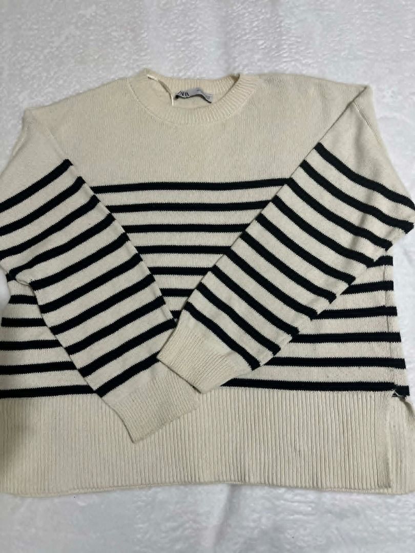 Zara striped crewneck sweater (Category: Coats, Jackets and Outerwear) located in Pasig City. Submitted by closet_reframe (Listing ID 1437193050, Image 1). Description: Zara striped crewneck sweater, used twice but overall the quality is good. Short, bag and shoes are also for sale! S: M.