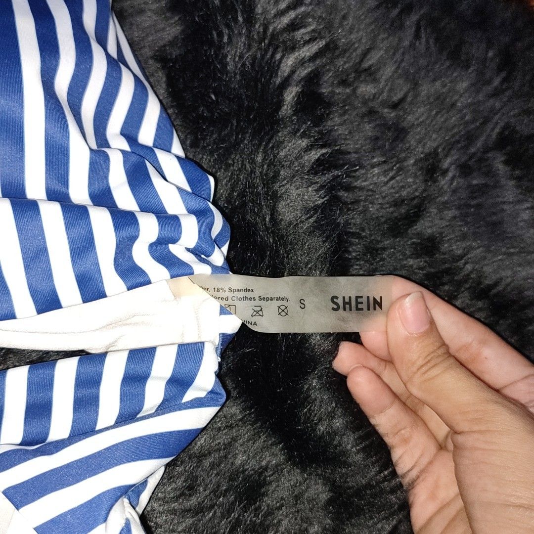 2 sets of bikini swimsuit (Category: Bikinis & Swimsuits) located in Manila. Submitted by myxsn8 (Listing ID 1437344407, Image 3). Description: both hindi nagamit super pretty in person, lalo na pag sinuot 🏖️ 📍Manila.