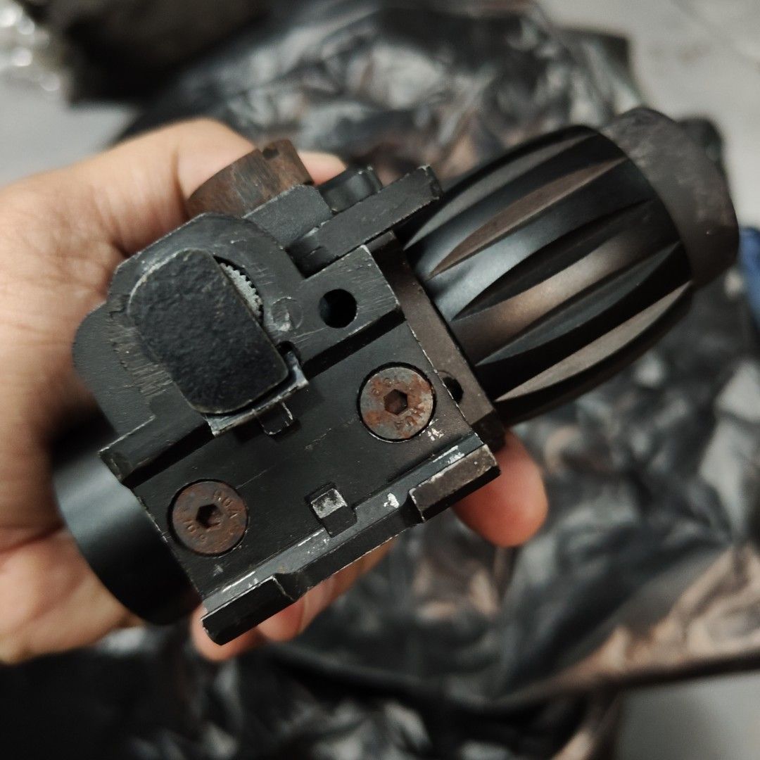 3X red dot magnifier A.R.M.S. #17S Scope (Category: Combat Sports) located in Manila. Submitted by rossinicalabig (Listing ID 1437348515, Image 2). Description: 1200 Pesos only. - 3X magnification for red dot - Black finish, heavy & realistic - A.R.M.S. #17S model - Clear lens - Includes mounting system - Designed for airsoft games / milsim Check, test,pickup in Sta. Mesa Mla..