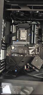 Motherboard458246858211993600