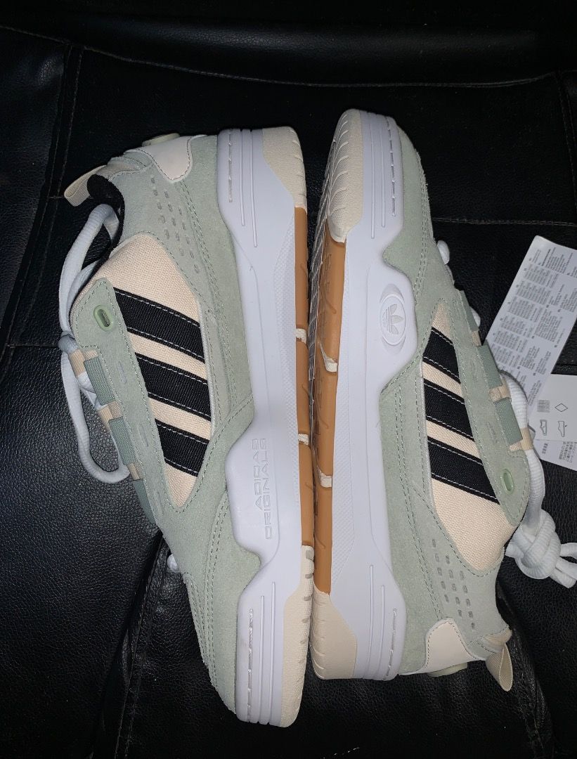 Adidas ADIZERO ADI2000 Sneakers (Category: Casual Shoes) located in Baguio. Submitted by avak02 (Listing ID 1437342978, Image 2). Description: - Adidas ADIZERO ADI2000 sneakers - Unique color combination: Green, beige, and black - Lace-up closure - Durable sole - Includes original tags - Size: US 8.5, UK 8, EUR 42, 265mm - Made in Vietnam.