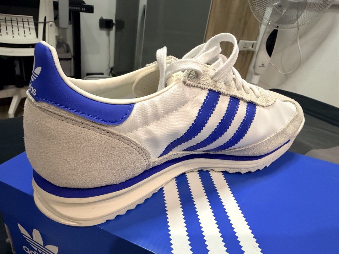 Adidas SL 72 RS - White and Blue (Category: Sneakers) located in Imus. Submitted by ojae.ramos-04604 (Listing ID 1437297449, Image 2). Description: FOR SALE: Adidas SL 72 RS Classic retro style with a clean blue & white colorway — perfect for everyday wear or casual fits. Worn only a once and still in excellent condition (like bnew) see photos 👟 Size: US 9.5 / 275mm 💰 Selling Price: ₱4,500 only (originally ₱6,000) 📦 With original box ✅ Excelle