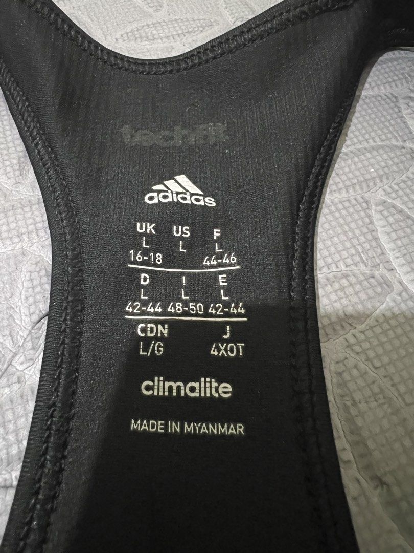 ADIDAS SPORTS BRA (Category: Activewear) located in Malabon City. Submitted by cecepicks (Listing ID 1437242824, Image 3). Description: Barely used Cut tags (sensitive skin) No issue Non padded.