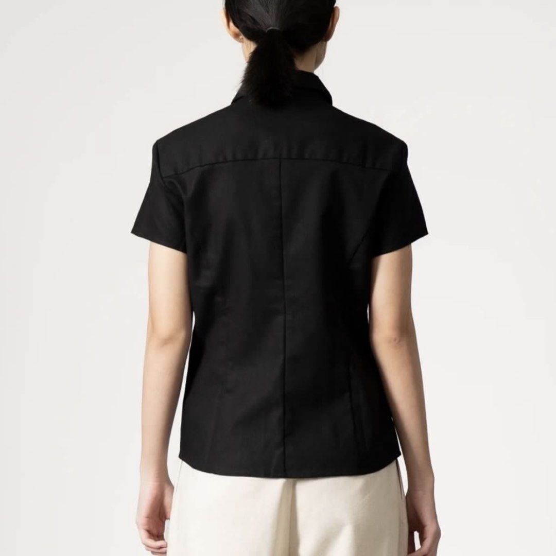 Apara Short Sleeve Button Down Polo in Black (Category: Blouses) located in Cainta. Submitted by softaschalk (Listing ID 1437220063, Image 3). Description: Size small Rfs: don’t like the fit on me Never worn, original price 4,200 Photos from their ig! Can send actual photos via dm.