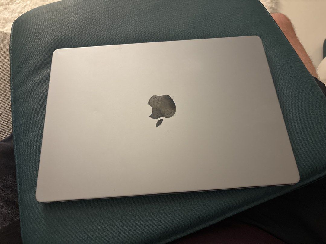 Apple MacBook Pro 14-inch (2021)451551214416046080