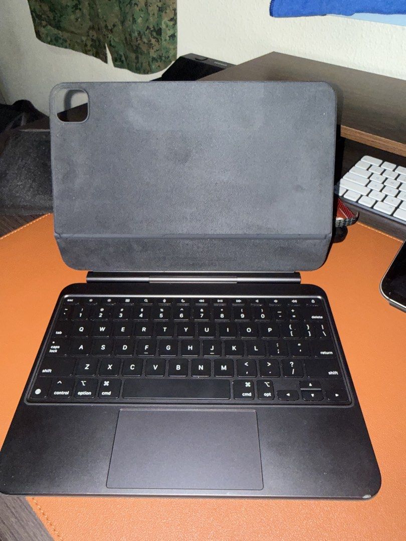 11’ Apple Magic Keyboard for iPad Pro451418190470850560
