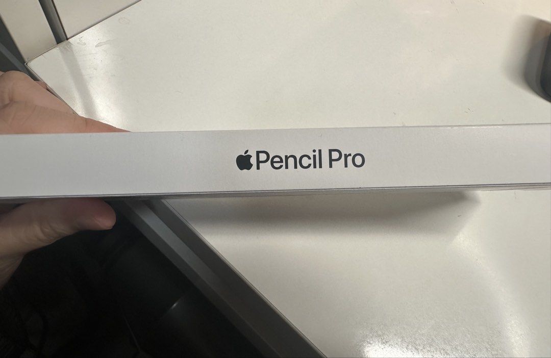 Apple Pencil Pro - Brand New451445200047974402