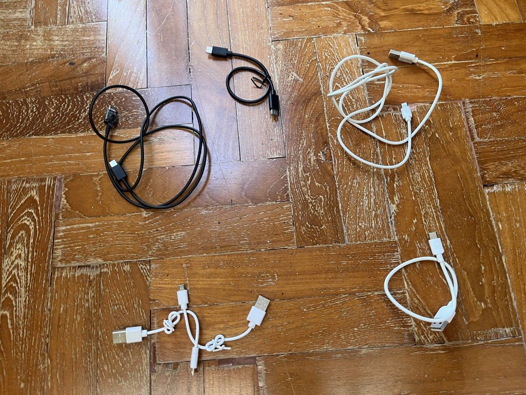 Assorted USB Charging Cables450942213806499840