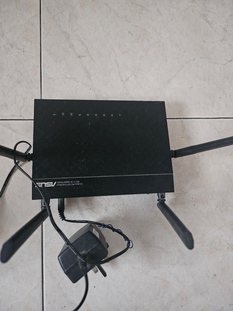 ASUS Wireless Router451182652146984960