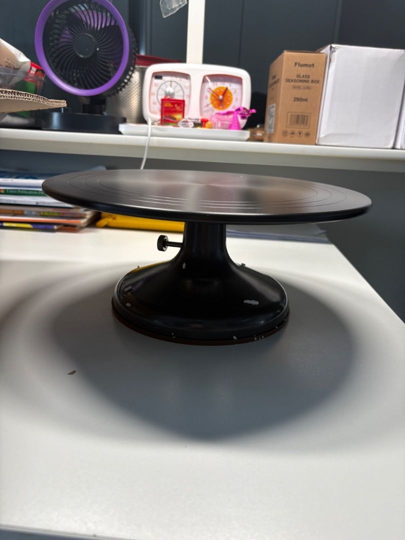Black Cake Decorating Turntable451126943285913600