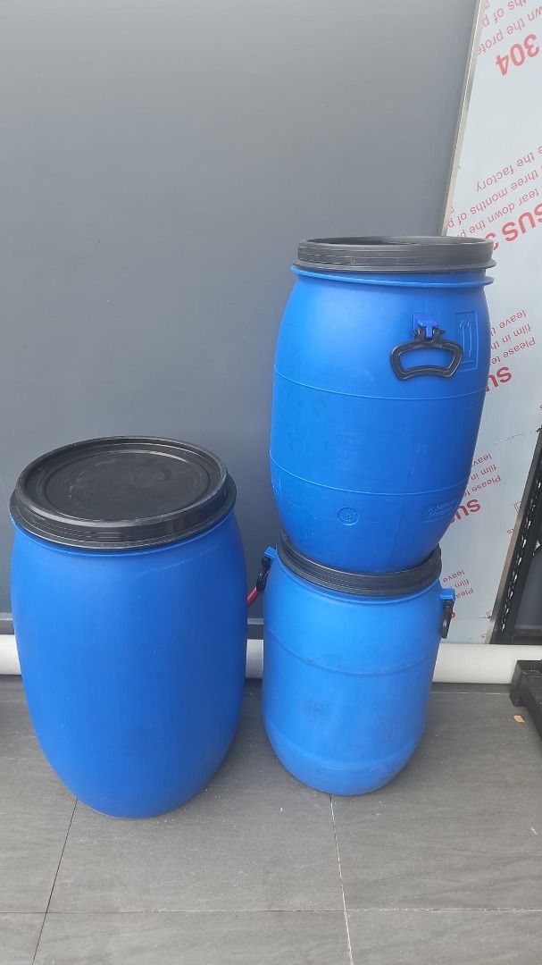 Blue Plastic drum With Cover (Category: Everything Else) located in Singapore. Submitted by sherry0123456 (Listing ID 1437293049, Image 1). Description: - Durable blue plastic drum - Black lids included - Suitable for storage and various uses - Please view photos for details -17 inch and 14 inch available -Capable of holding 130 litres of water.