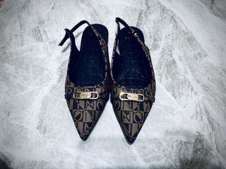 (Category: ) located in . Submitted by mirocollections (Listing ID 1437354050, Image 1). Description: .
