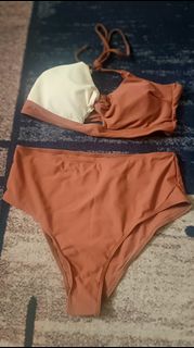 (Category: ) located in . Submitted by weekend-thrift (Listing ID 1437331585, Image 1). Description: .