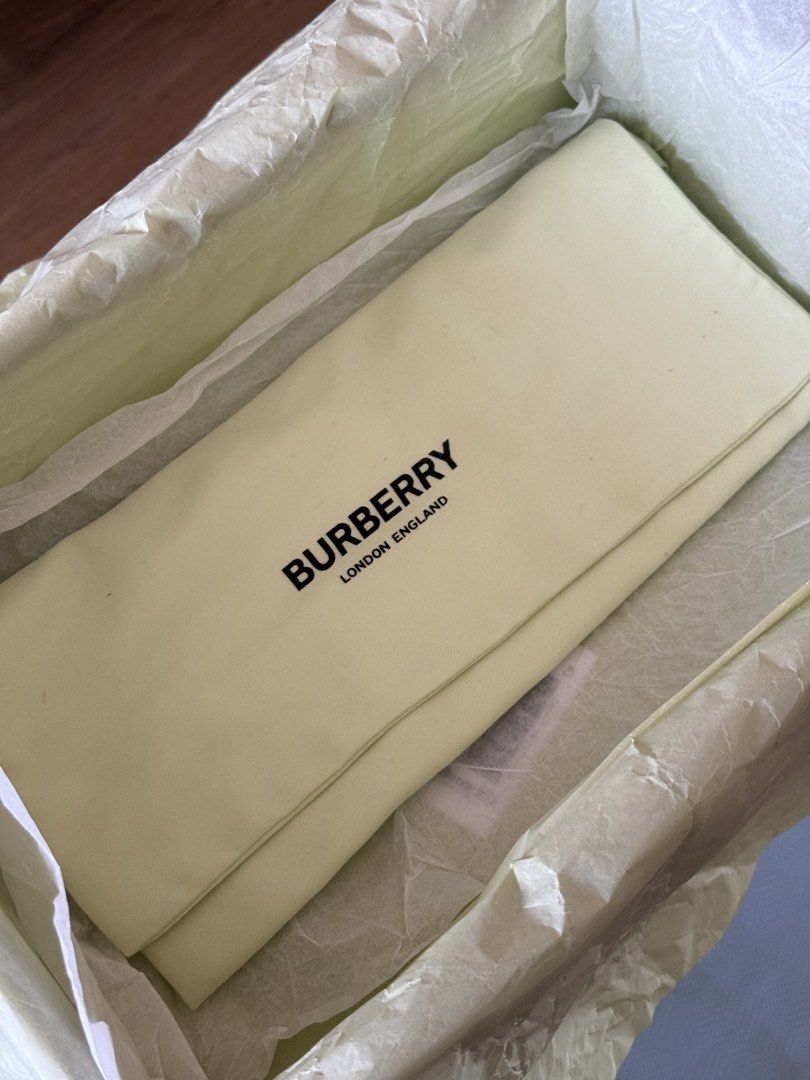 Burberry Chelsea Boots (Category: Babies & Kids Fashion) located in Cebu City. Submitted by frime (Listing ID 1437240737, Image 3). Description: -Authentic Burberry Chelsea boots Bought as gift but size was too small for the receiver. Good As New - Black color - Iconic Burberry check pattern - Includes original box, dust bag, and tags - Unworn condition - Chunky sole.