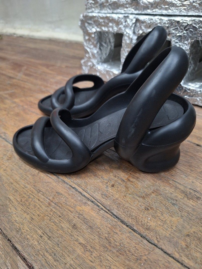 CAMPER KOBARAH SHOES (Category: Heels) located in Las Pinas. Submitted by second.founds (Listing ID 1437227666, Image 3). Description: Worn once only. bought the item overseas and does not include the box. Will rather keep than letting it go. no low ballers please. Thank you..