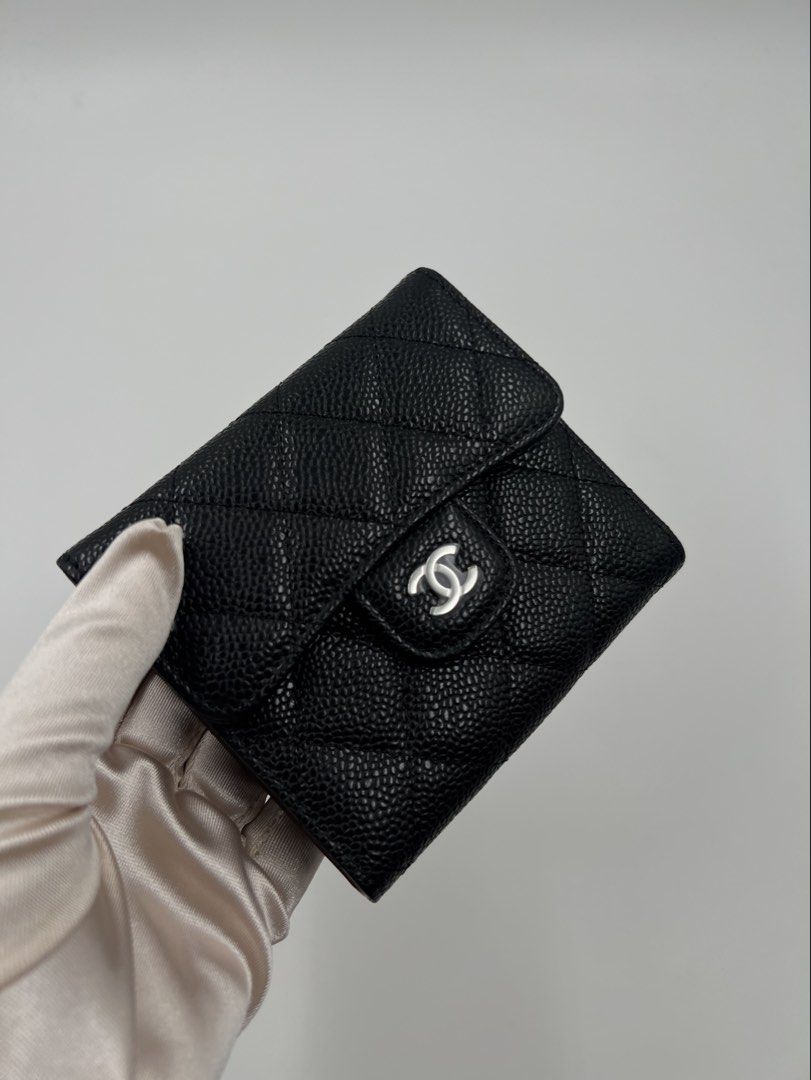 ⚜️Chanel ⋆˚✿ Trifold Wallet - Silver hardware (Category: Luxury Bags & Wallets) located in Makati City. Submitted by 90sangel (Listing ID 1365111024, Image 2). Description: •Item: Chanel Black (SHW) Quilted Caviar Leather Classic Wallet ⚜️🖤 •Size: Small •Condition: Pristine! Giftable. one last stock, japan onhand. *Made for everyday use, it has multiple slots and compartments 🪪💳for you to neatly arrange your daily necessities. ⚜️🤍 *Very hard 