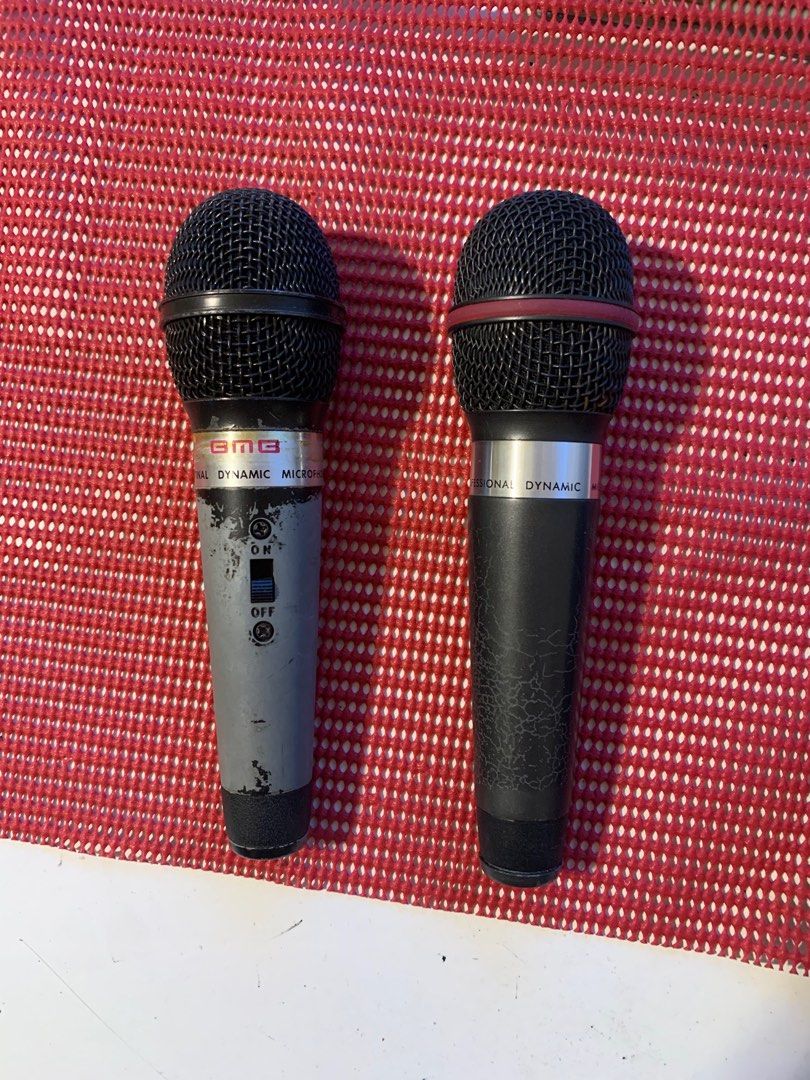 Used microphone451277154619248640